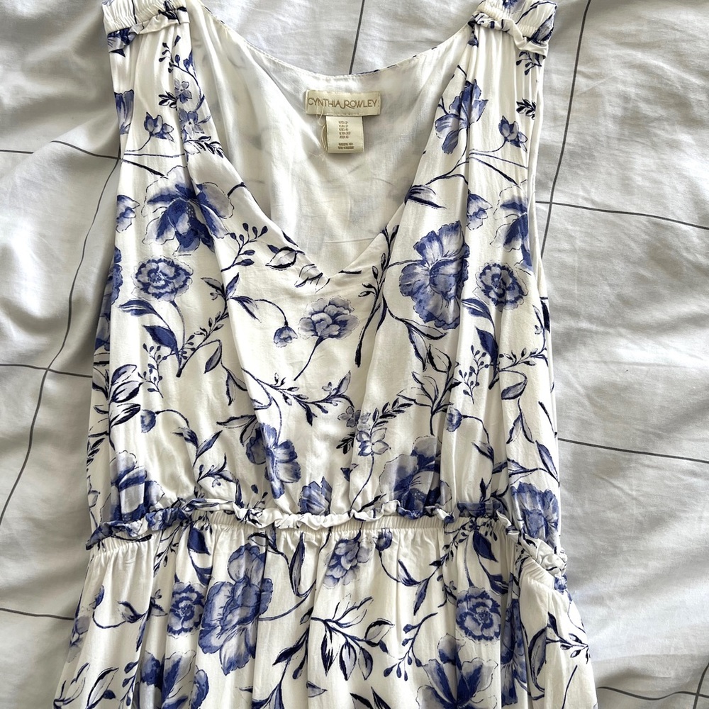 🦋HP🦋Cynthia Rowley / Blue & White Floral Dress
